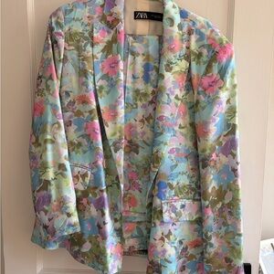Zara Women's Multicolor Floral Suit, Size S